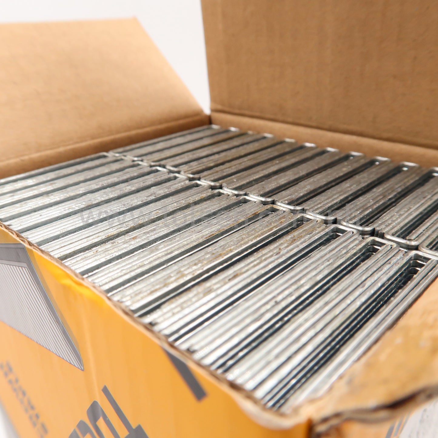 5000pcs Crown Staple 18GA (25mm | 30mm | 32mm | 40mm)